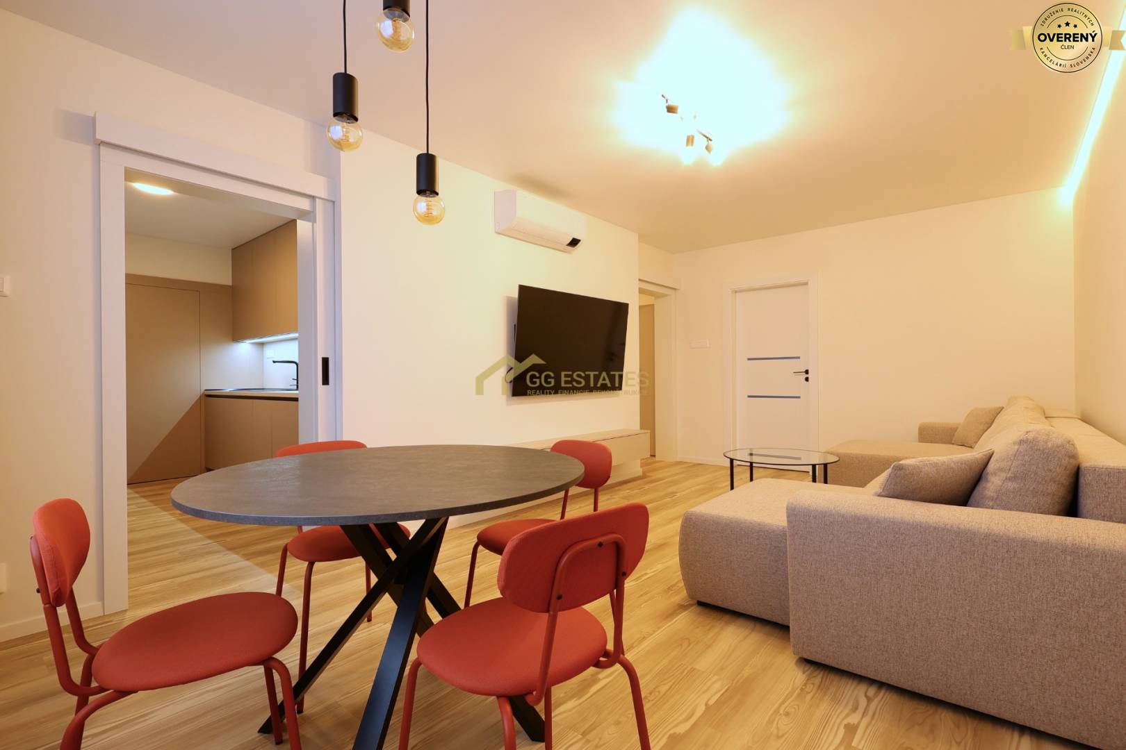 Na prenájom: moderný 3-izbový byt po kvalitnej rekonštrukcii