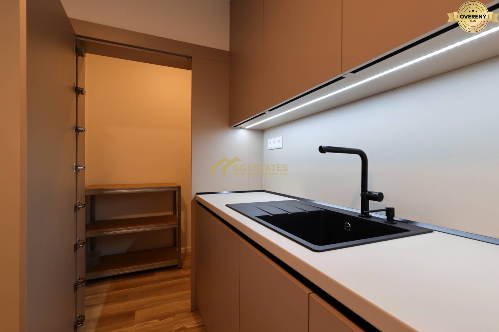 Na prenájom: moderný 3-izbový byt po kvalitnej rekonštrukcii