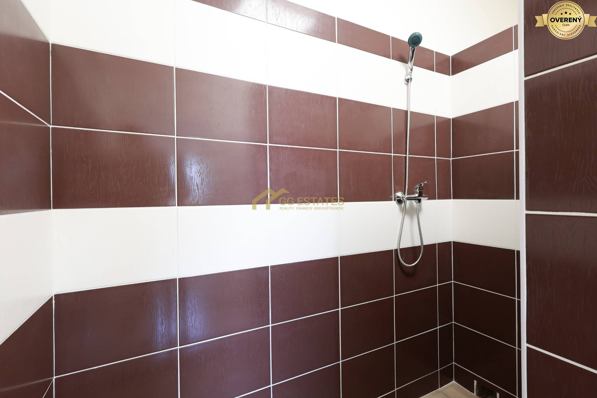 Novozrekonštruované kancelárie a skladové priestory na prenájom