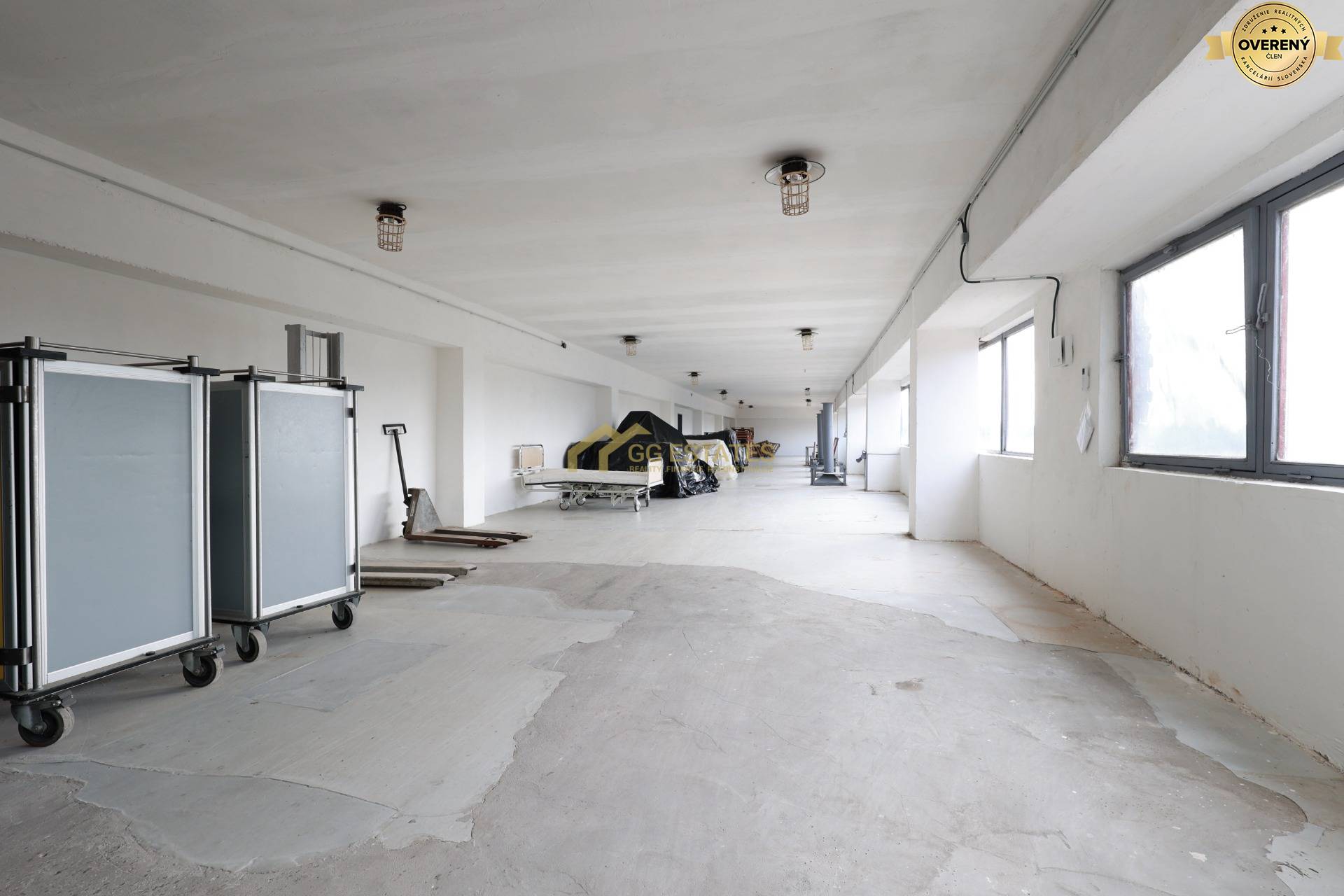 Novozrekonštruované kancelárie a skladové priestory na prenájom
