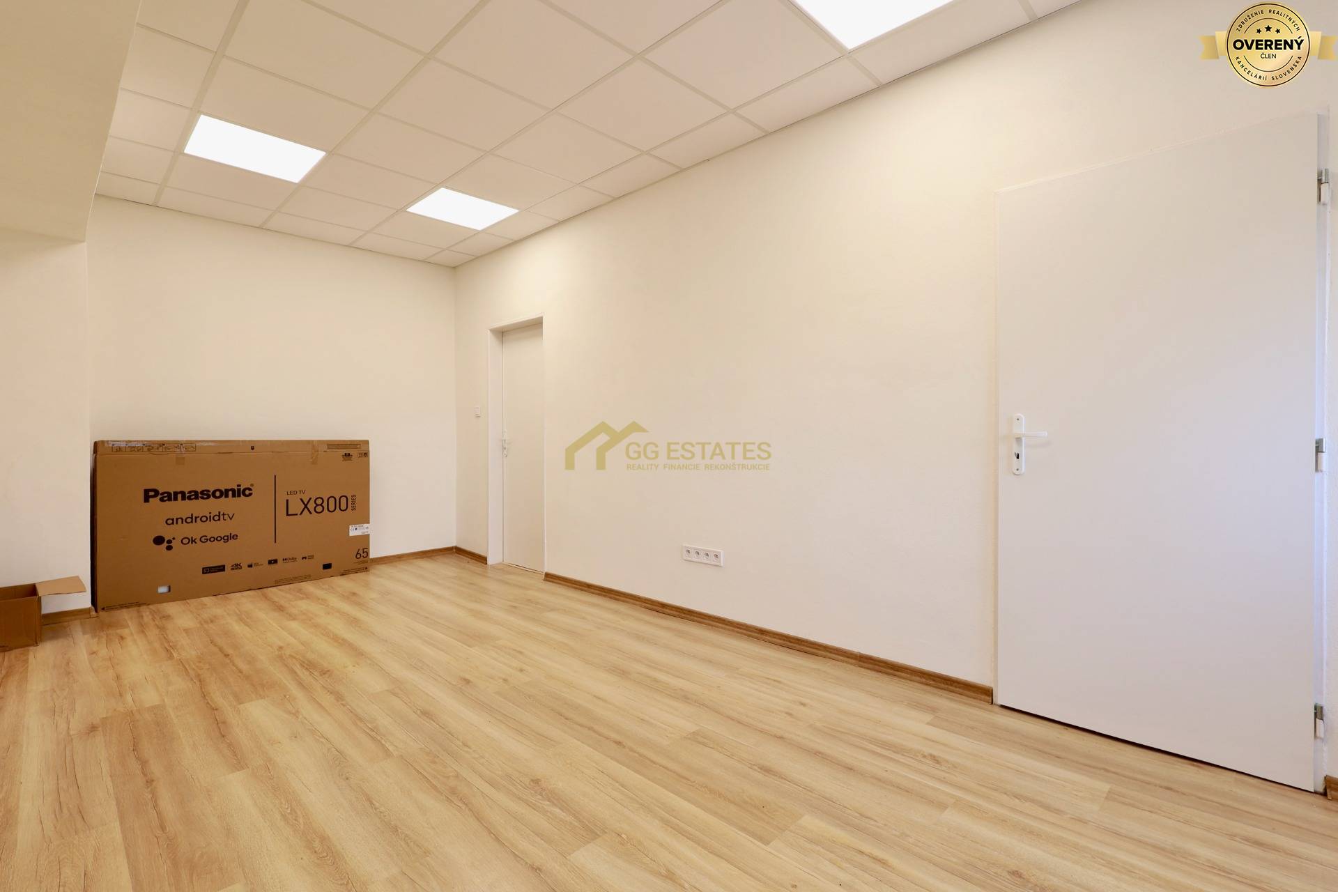 Novozrekonštruované kancelárie a skladové priestory na prenájom