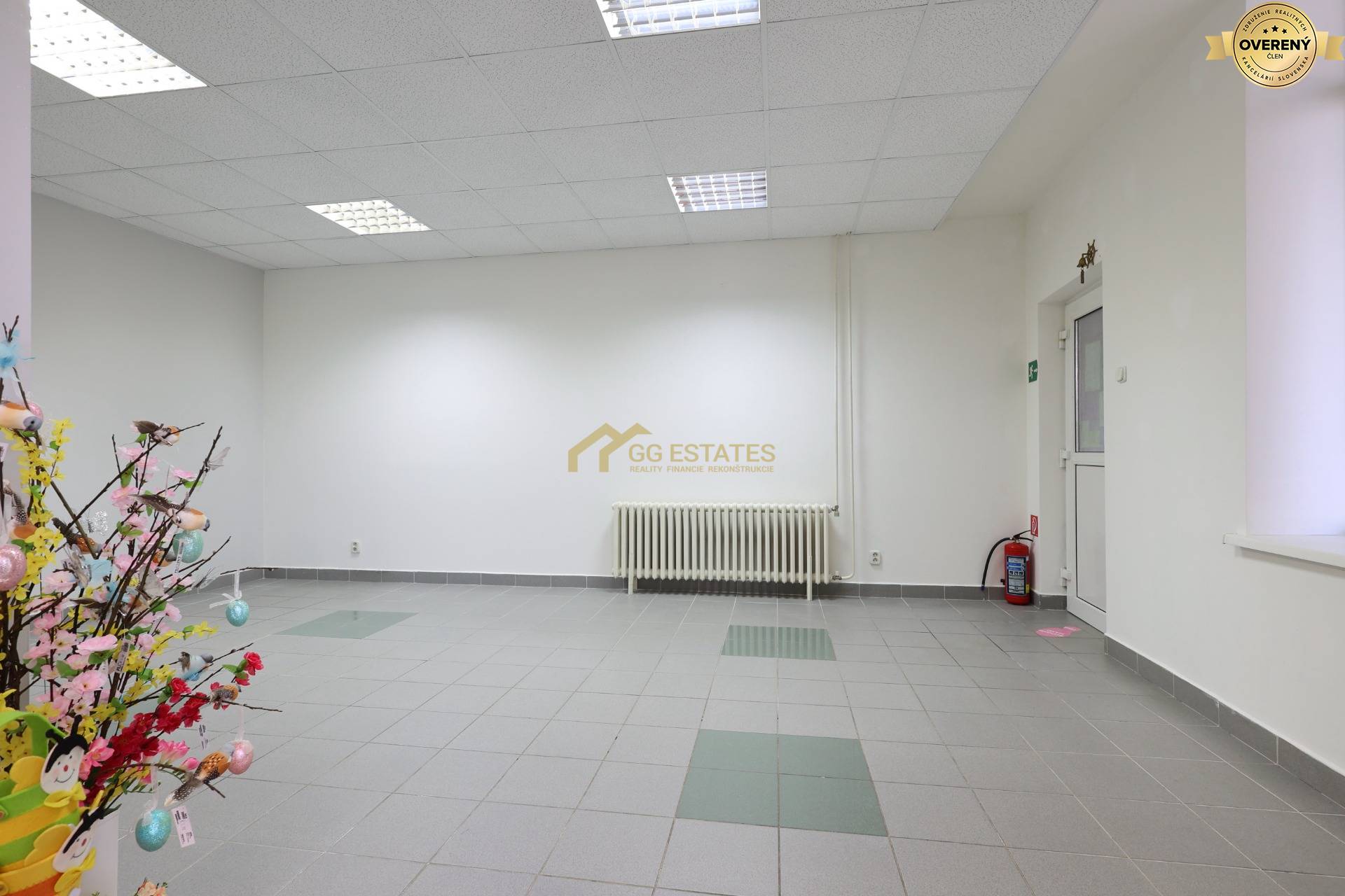 Obchodný priestor v centre Humenného na prenájom