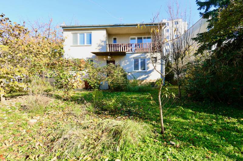 Poschodový rodinný dom vo vyhľadávanej lokalite Michaloviec